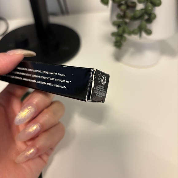 NIB Fenty Beauty Icon Velvet Liquid Lipstick - Picture 7 of 8